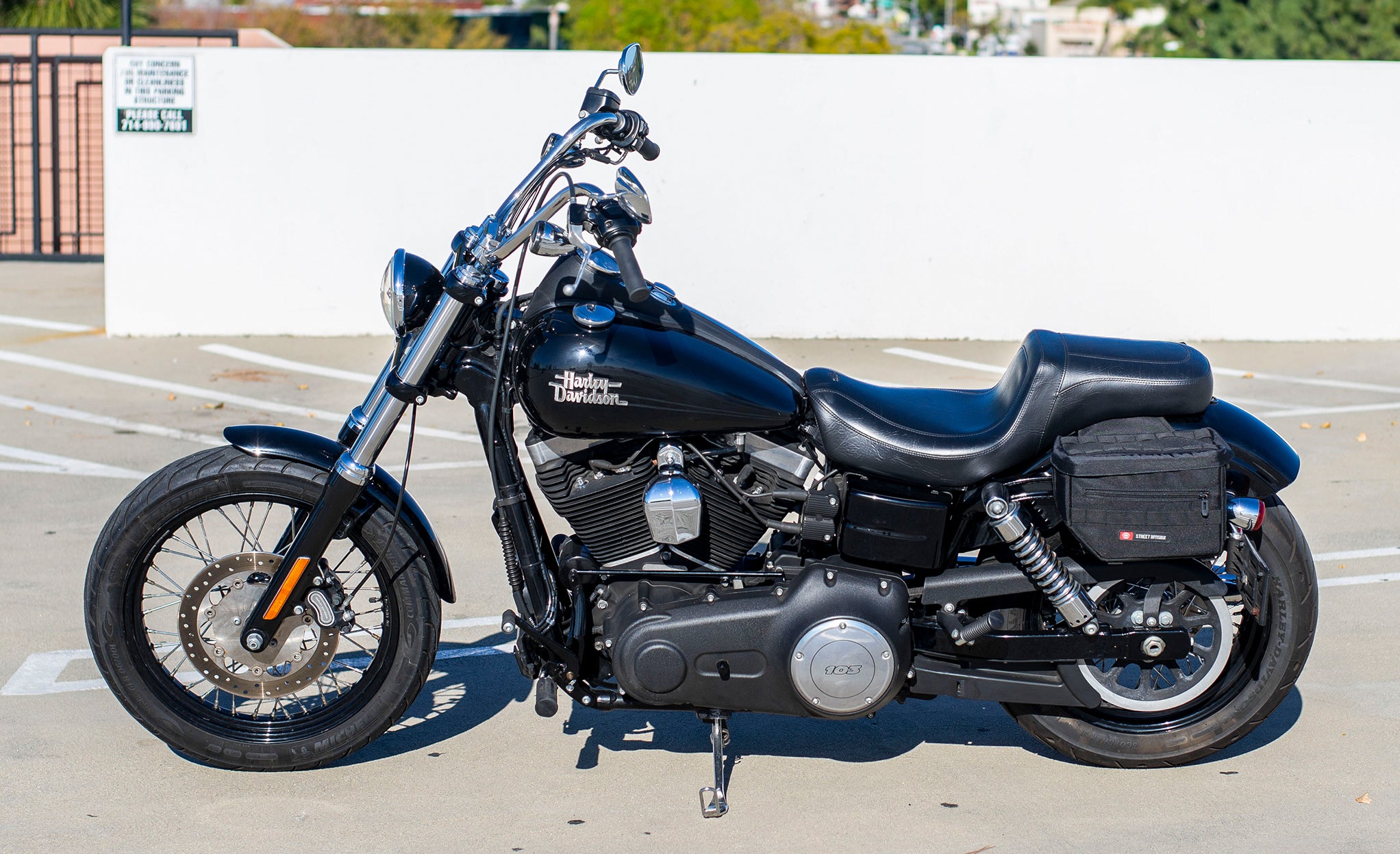 8L - Patriot Small Throw Over Saddlebags for Harley Dyna Street Bob FXDB @expand