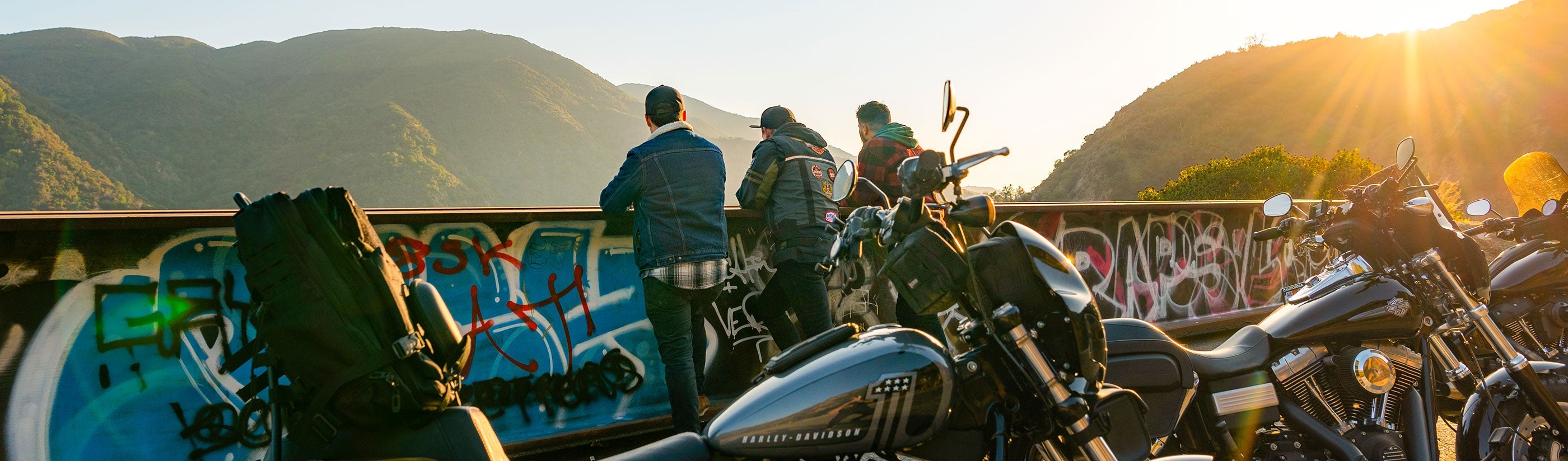 Motorcycle Tank Bags & Pouches