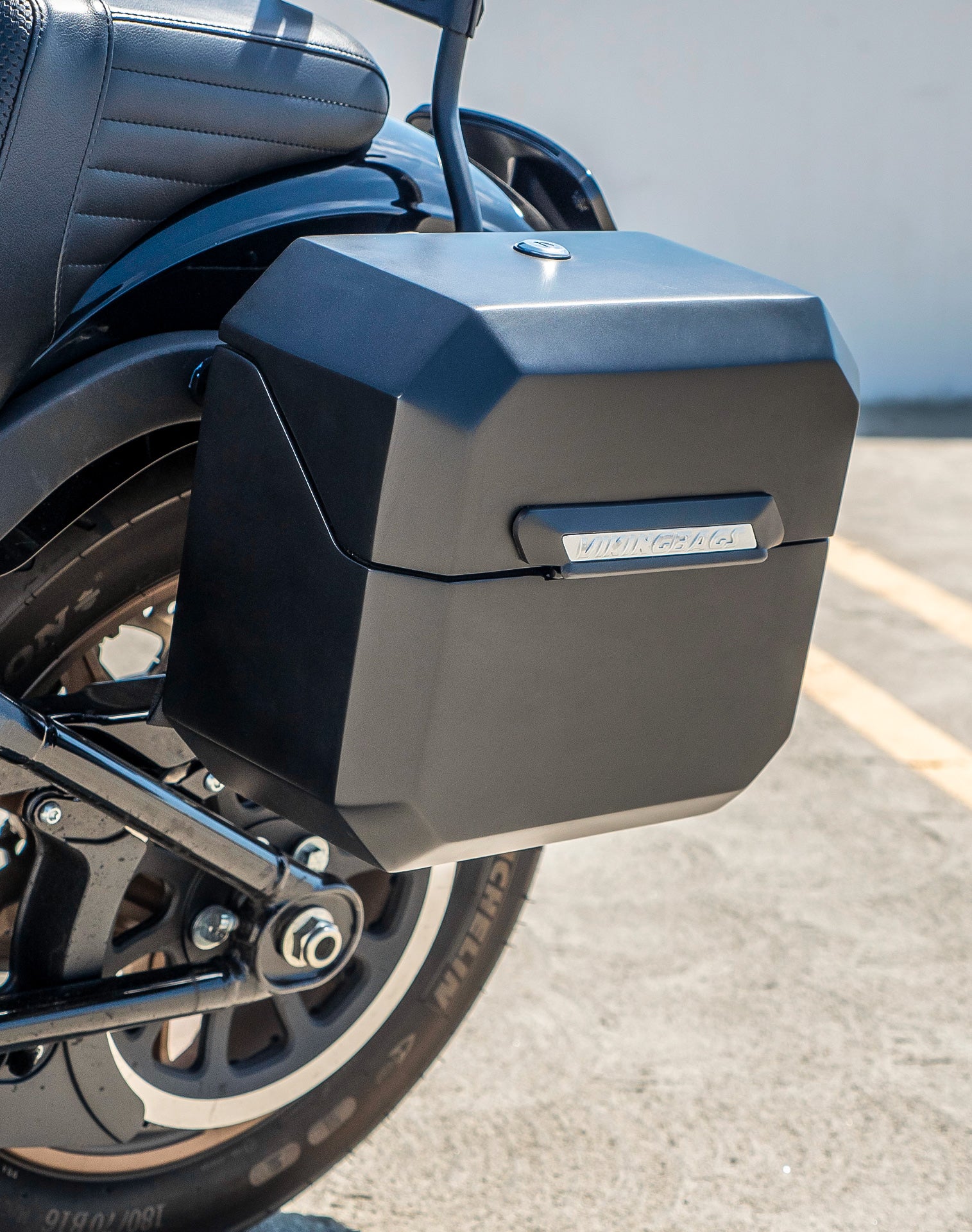 10L - Outlaw Quick Mount Small Harley Softail Low Rider S FXLRS Matte Hard Solo Saddlebag (Left Only) v3