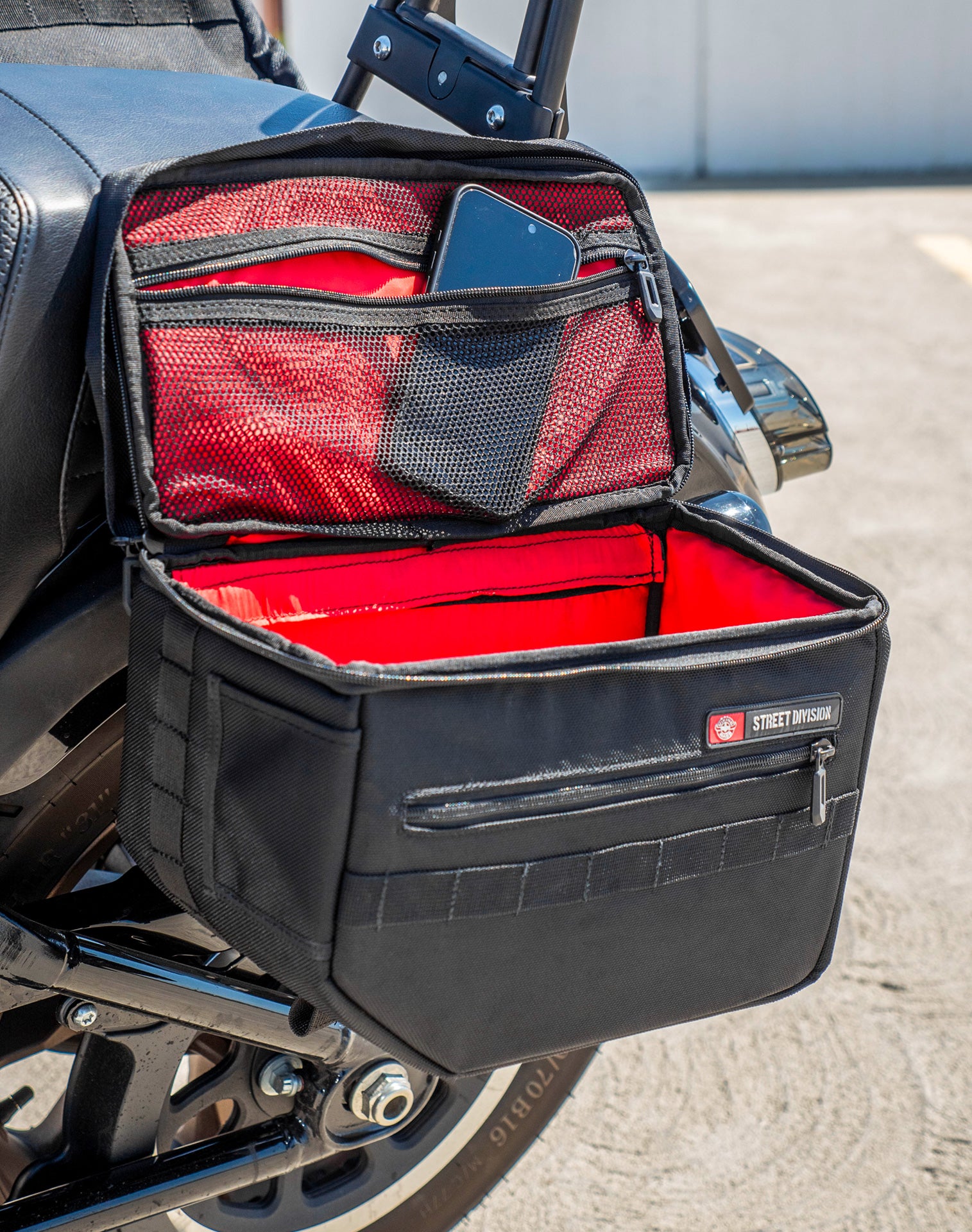 18L - Patriot Large Motorcycle Throw Over Saddlebags for Harley Softail Low Rider S FXLRS v4